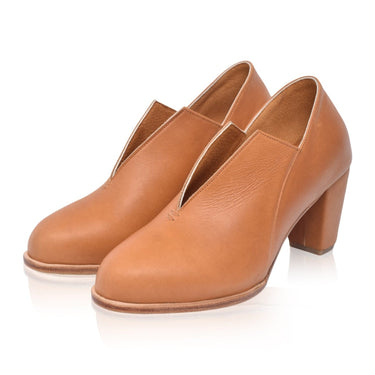 ELF Ange Leather Heel Booties Dark Tan / 4