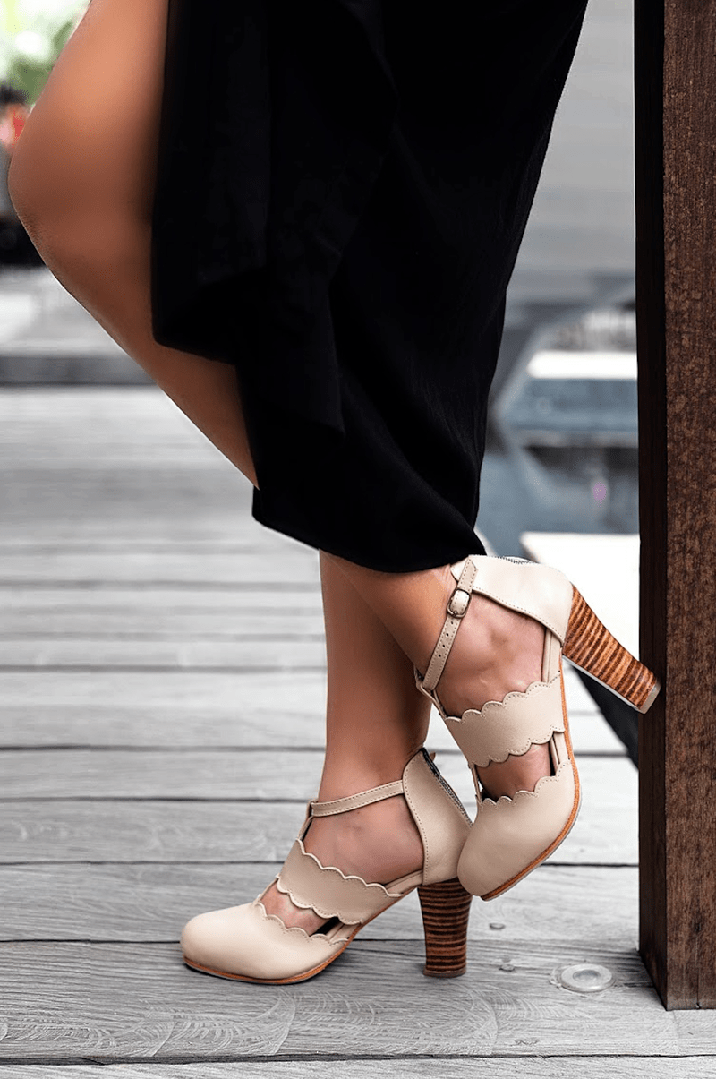 ELF Incognito Leather Heels