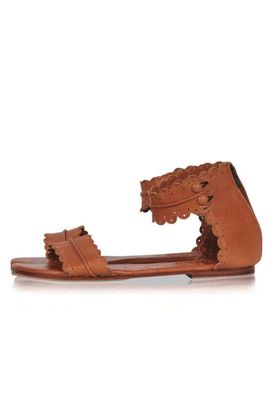 ELF Midsummer Sandals in White Dark Tan / 6