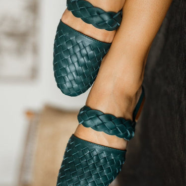 ELF Sea Escape Slide Sandals Emerald / 5